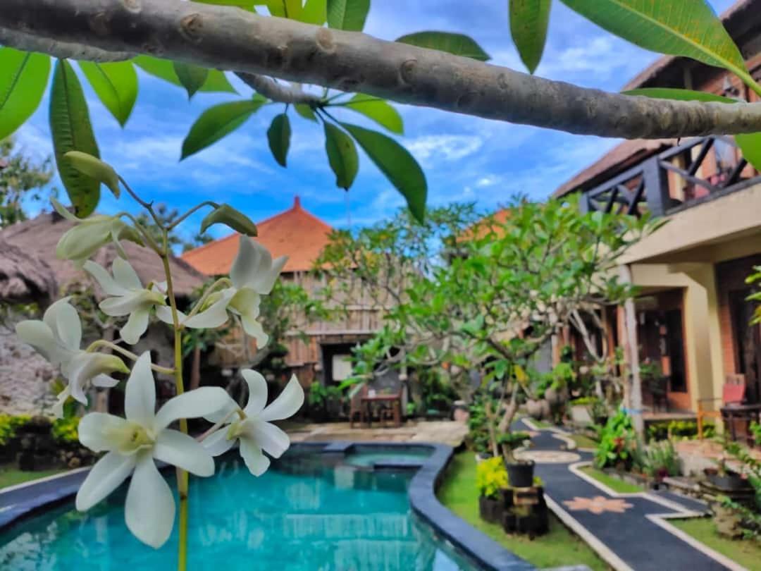 Satria Bungalow Uluwatu  Exterior photo