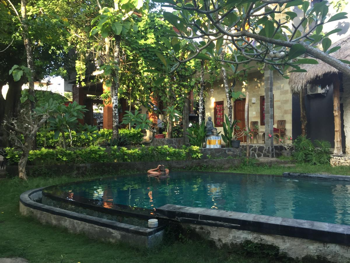 Satria Bungalow Uluwatu  Exterior photo